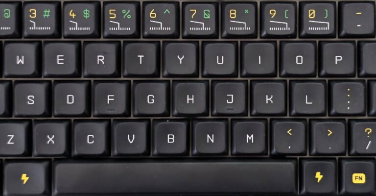 Flach, aber mit Gefühl: PFF bringt Ergonomie in Low-Profile-Keycaps Flach, aber mit Gefühl: PFF bringt Ergonomie in Low-Profile-Keycaps